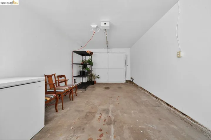 3734 Mcclelland St, Oakland, California 94619