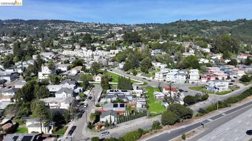 3734 Mcclelland St, Oakland, California 94619