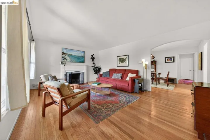3734 Mcclelland St, Oakland, California 94619