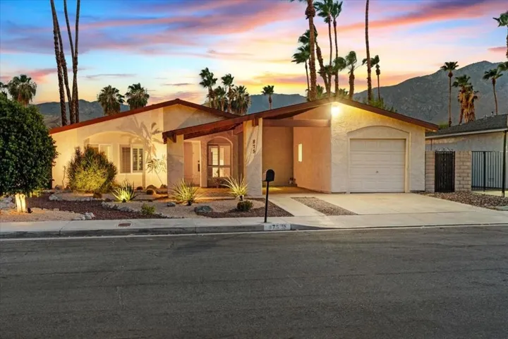 15-875 Arroyo Vista Dr-48