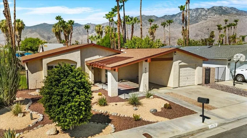 20-875 Arroyo Vista Dr-31