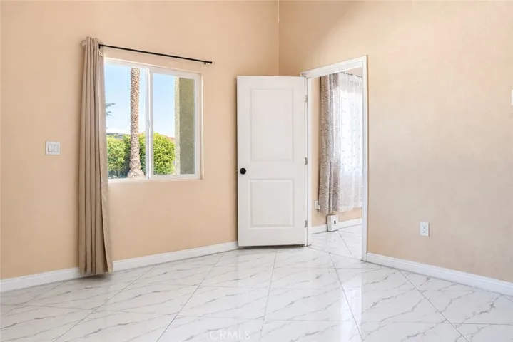 1387 W Francis, Ontario, California 91762
