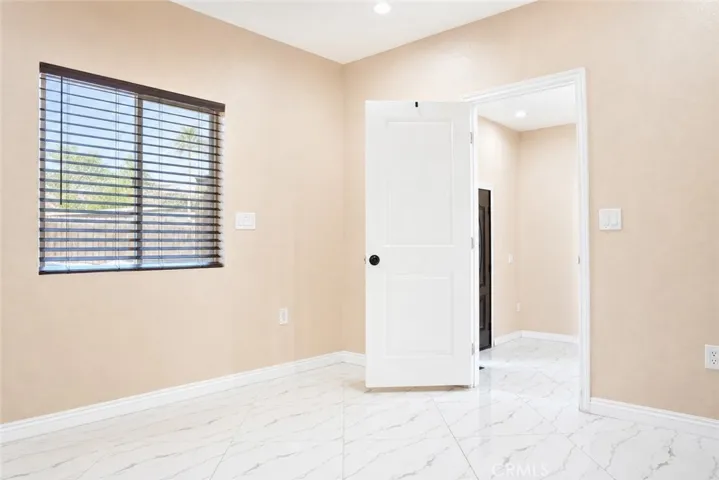 1387 W Francis, Ontario, California 91762