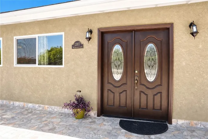 1387 W Francis, Ontario, California 91762