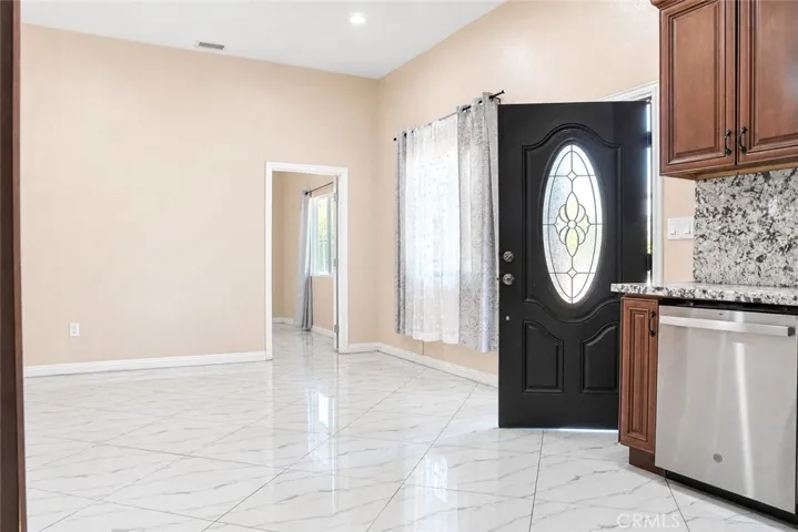 1387 W Francis, Ontario, California 91762