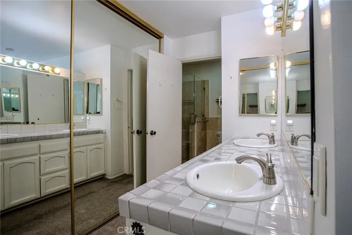 12720 Oxford, La Mirada, California 90638