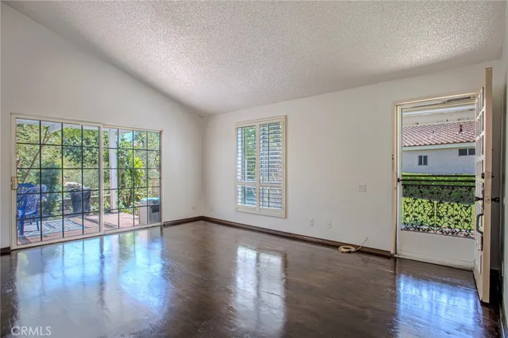 12720 Oxford, La Mirada, California 90638