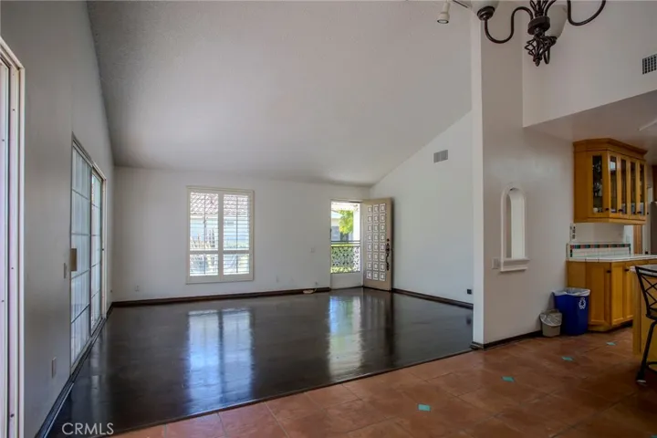 12720 Oxford, La Mirada, California 90638