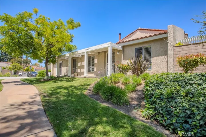 12720 Oxford, La Mirada, California 90638
