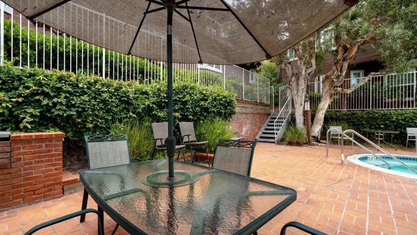 1806 Mckee St, San Diego, California 92110
