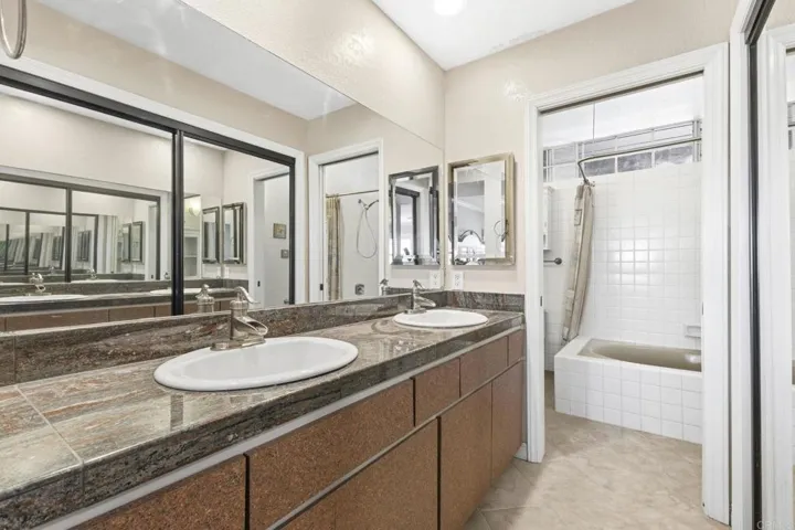 1806 Mckee St, San Diego, California 92110