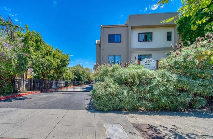 250 River Street 430, Santa Cruz, California 95060
