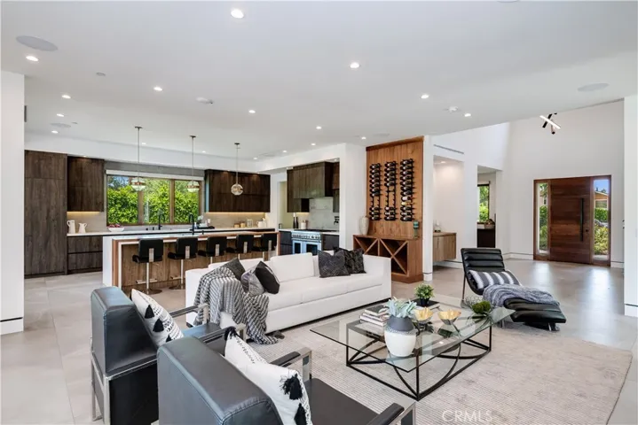 23262 Gonzales Drive, Woodland Hills, California 91367