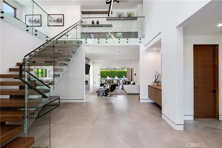 23262 Gonzales Drive, Woodland Hills, California 91367