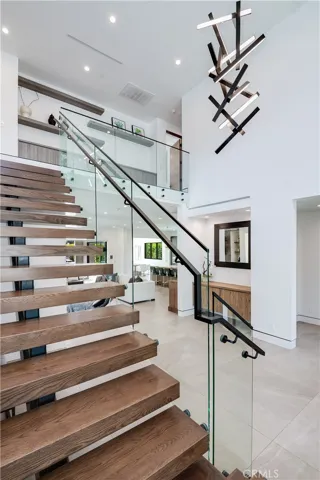 23262 Gonzales Drive, Woodland Hills, California 91367
