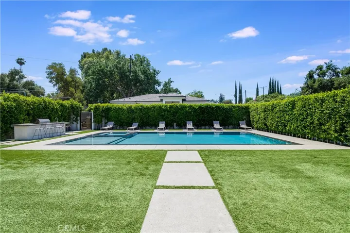 23262 Gonzales Drive, Woodland Hills, California 91367