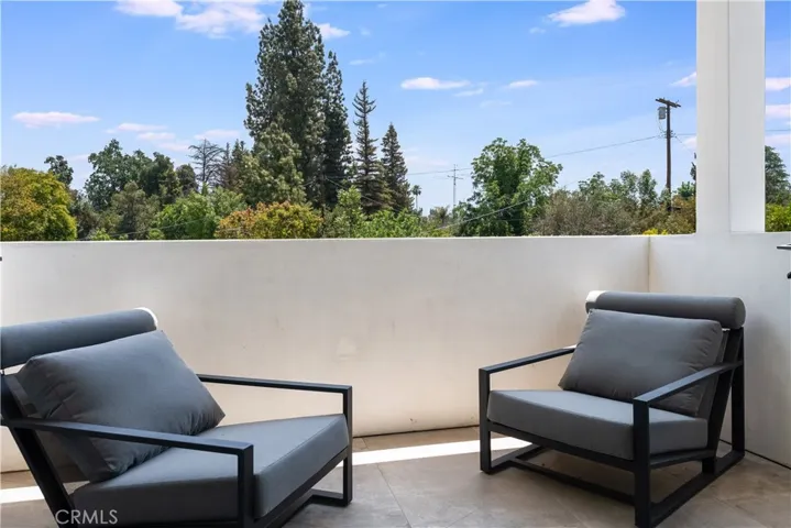 23262 Gonzales Drive, Woodland Hills, California 91367