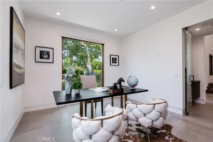 23262 Gonzales Drive, Woodland Hills, California 91367