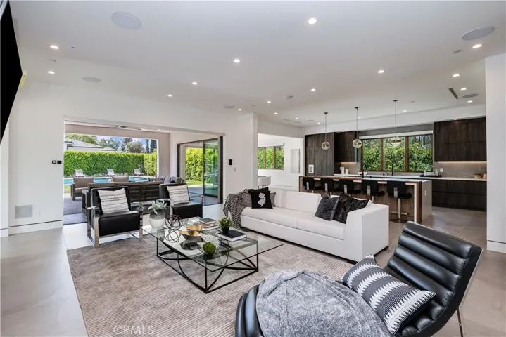 23262 Gonzales Drive, Woodland Hills, California 91367