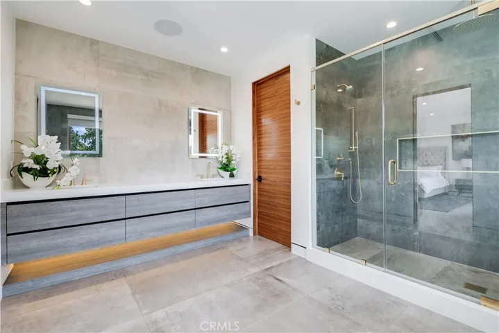 23262 Gonzales Drive, Woodland Hills, California 91367