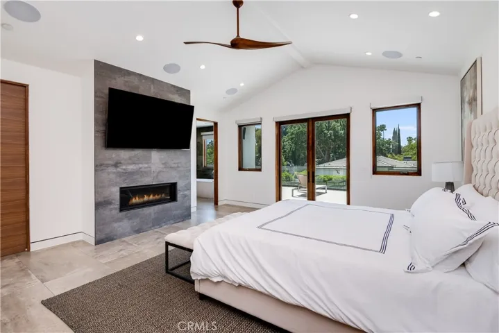 23262 Gonzales Drive, Woodland Hills, California 91367