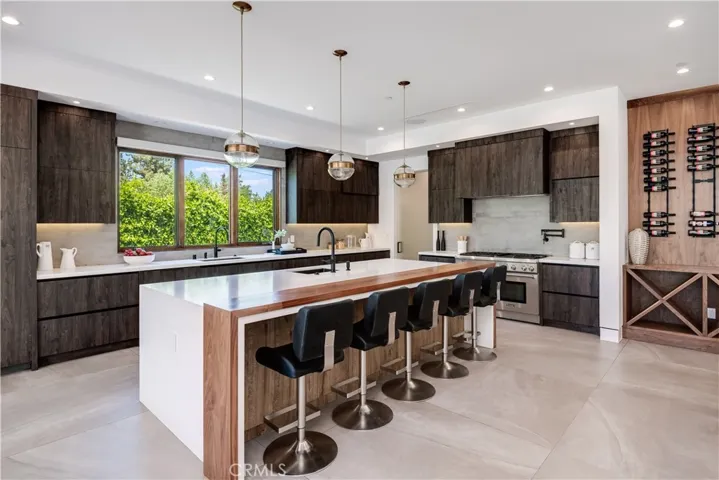 23262 Gonzales Drive, Woodland Hills, California 91367