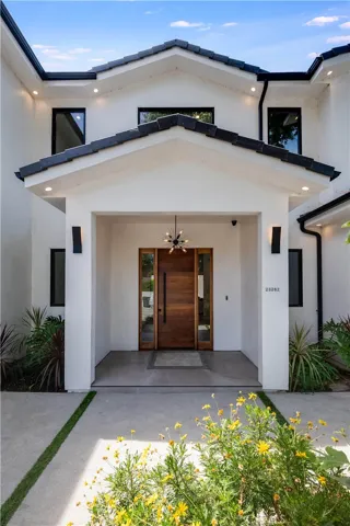 23262 Gonzales Drive, Woodland Hills, California 91367