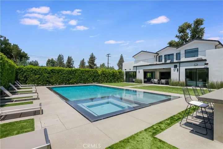 23262 Gonzales Drive, Woodland Hills, California 91367