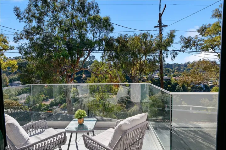 8960 Crescent Drive, Los Angeles, California 90046