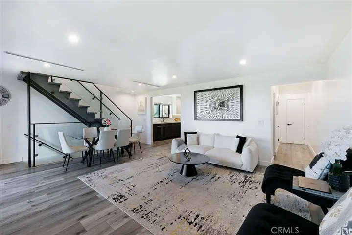 8960 Crescent Drive, Los Angeles, California 90046
