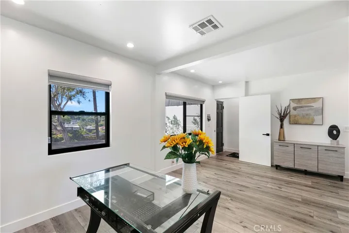 8960 Crescent Drive, Los Angeles, California 90046