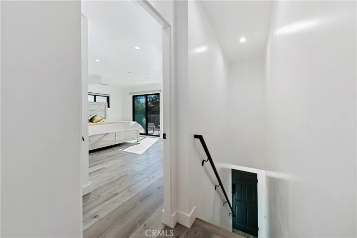 8960 Crescent Drive, Los Angeles, California 90046