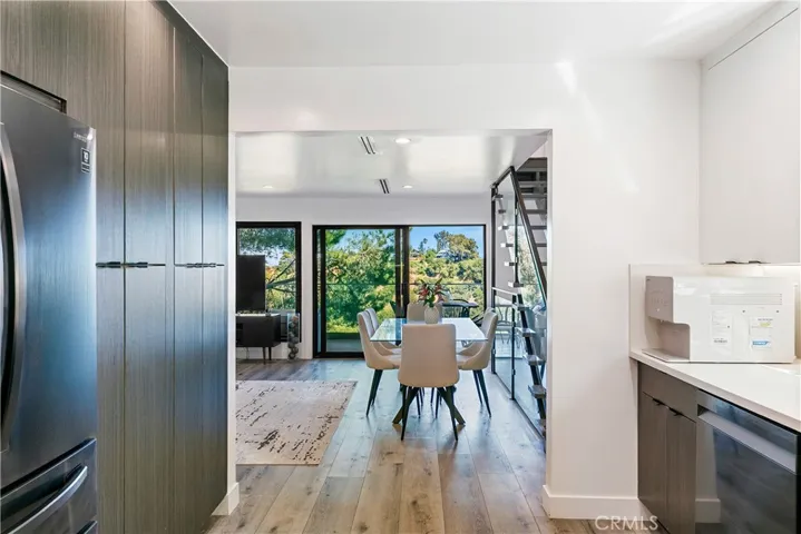 8960 Crescent Drive, Los Angeles, California 90046