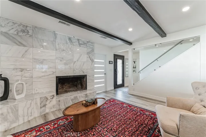 21366 Rios Street, Woodland Hills, California 91364