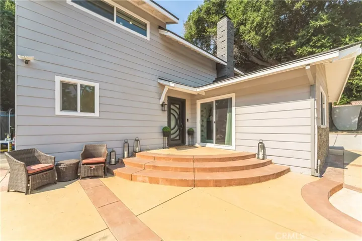 21366 Rios Street, Woodland Hills, California 91364