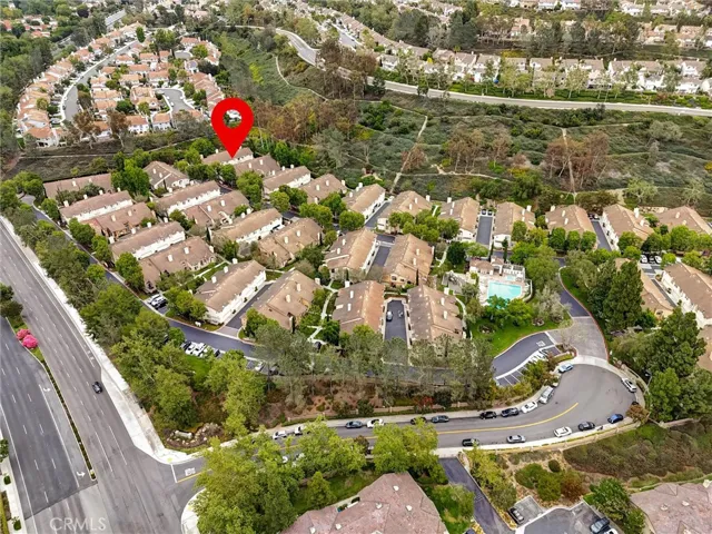 Proximity to HOA Community Pool