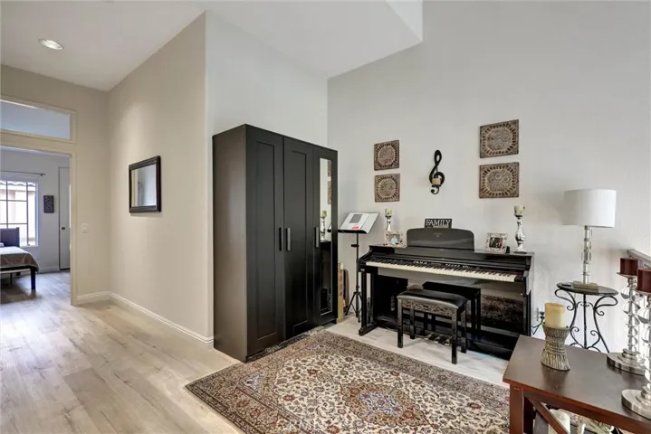 Hallway to the bedrooms