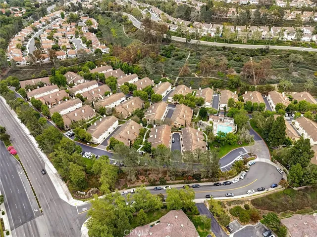 Seacliff Courts Community