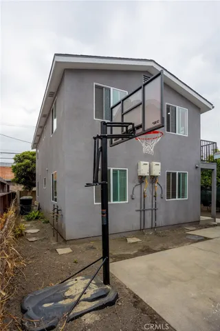 3121 Obama 1/2, Los Angeles, California 90018