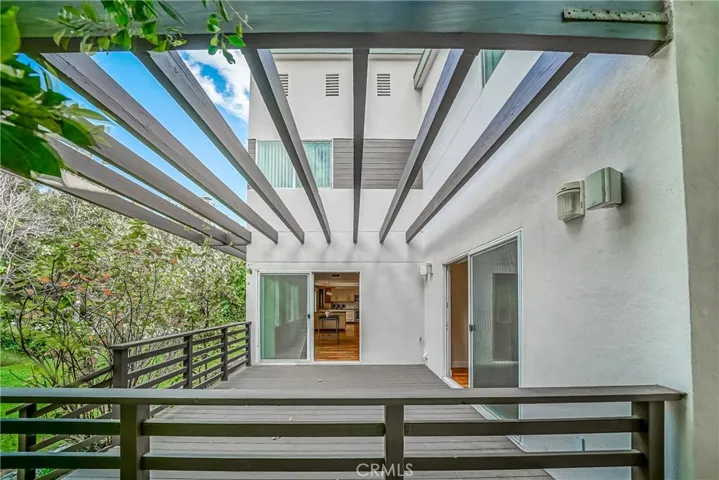 5512 Leghorn, Sherman Oaks, California 91401