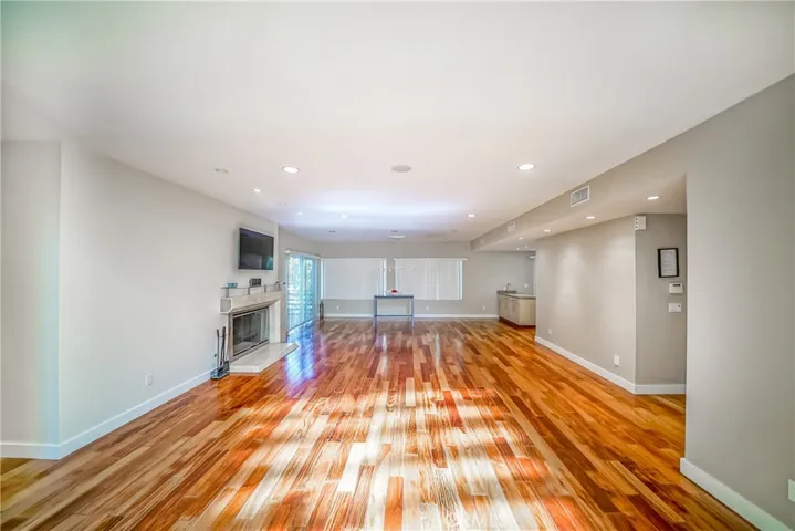 5512 Leghorn, Sherman Oaks, California 91401