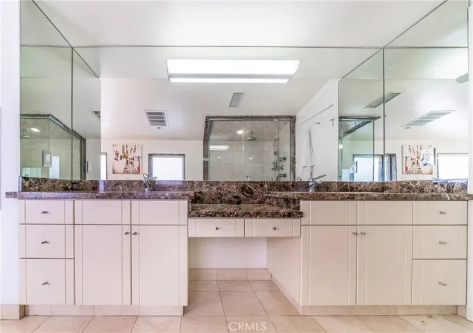 5512 Leghorn, Sherman Oaks, California 91401
