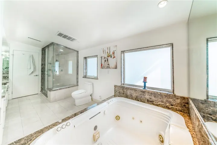 5512 Leghorn, Sherman Oaks, California 91401