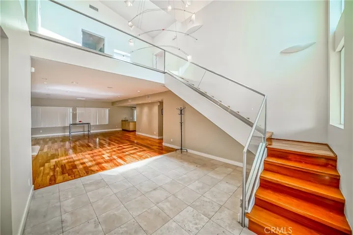 5512 Leghorn, Sherman Oaks, California 91401