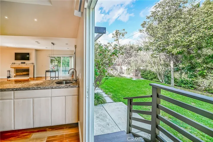 5512 Leghorn, Sherman Oaks, California 91401