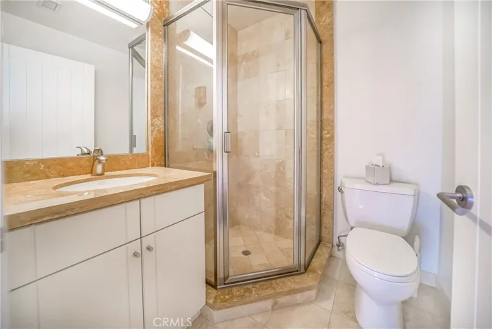 5512 Leghorn, Sherman Oaks, California 91401