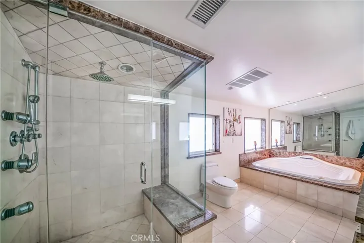 5512 Leghorn, Sherman Oaks, California 91401