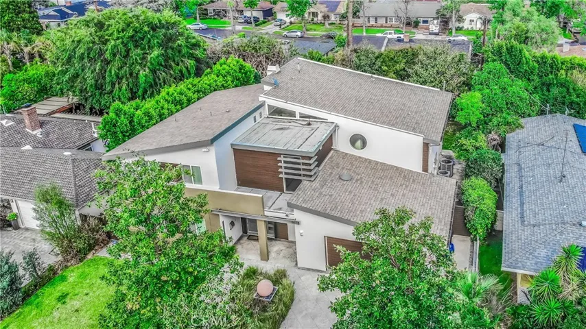 5512 Leghorn, Sherman Oaks, California 91401
