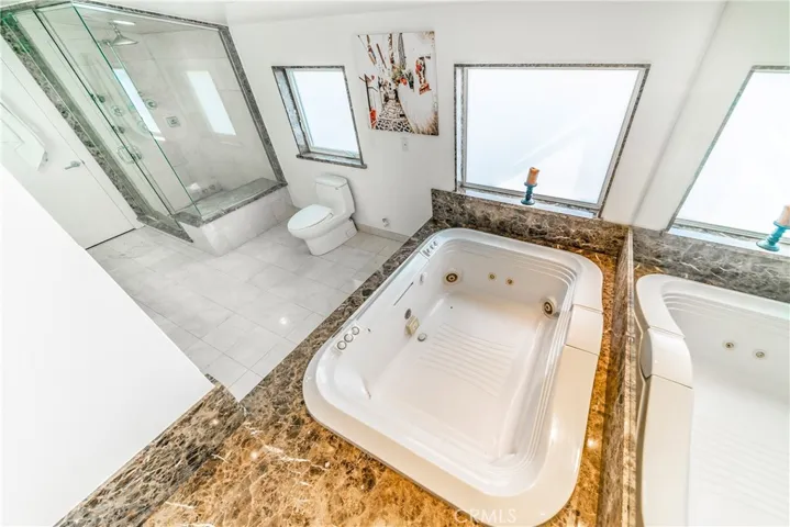 5512 Leghorn, Sherman Oaks, California 91401