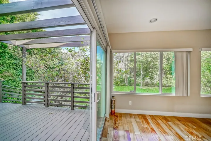 5512 Leghorn, Sherman Oaks, California 91401